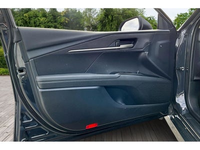 2025 Toyota Camry Hybrid LE