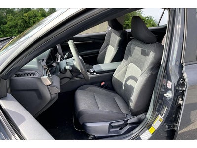 2025 Toyota Camry Hybrid LE