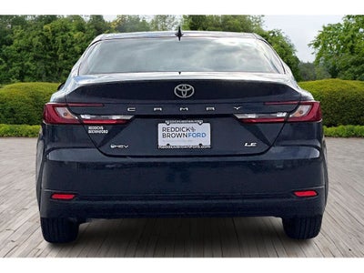 2025 Toyota Camry Hybrid LE