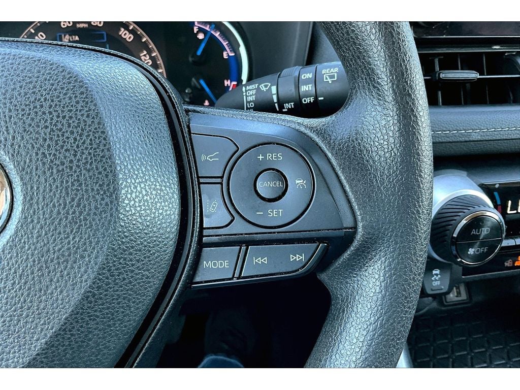 2024 Toyota RAV4 Hybrid Hybrid XLE