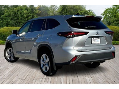 2024 Toyota Highlander LE