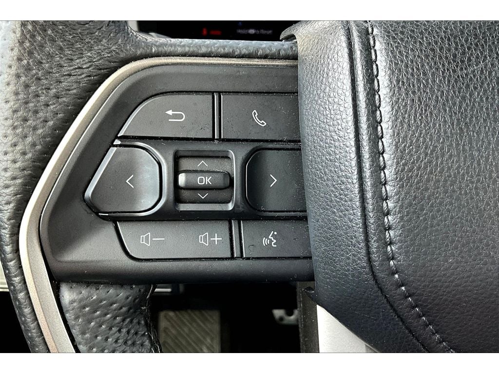 2025 Toyota Sequoia SR5