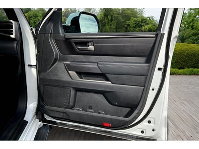 2025 Toyota Sequoia SR5