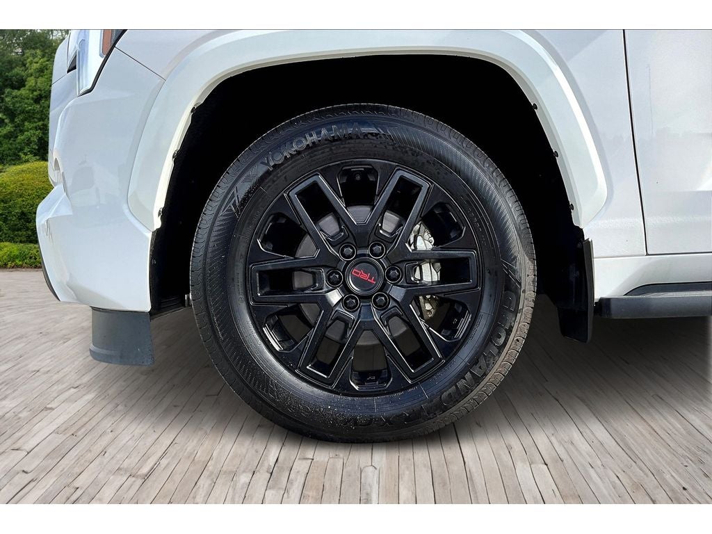 2025 Toyota Sequoia SR5