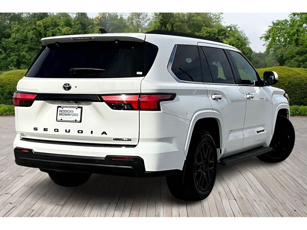 2025 Toyota Sequoia SR5