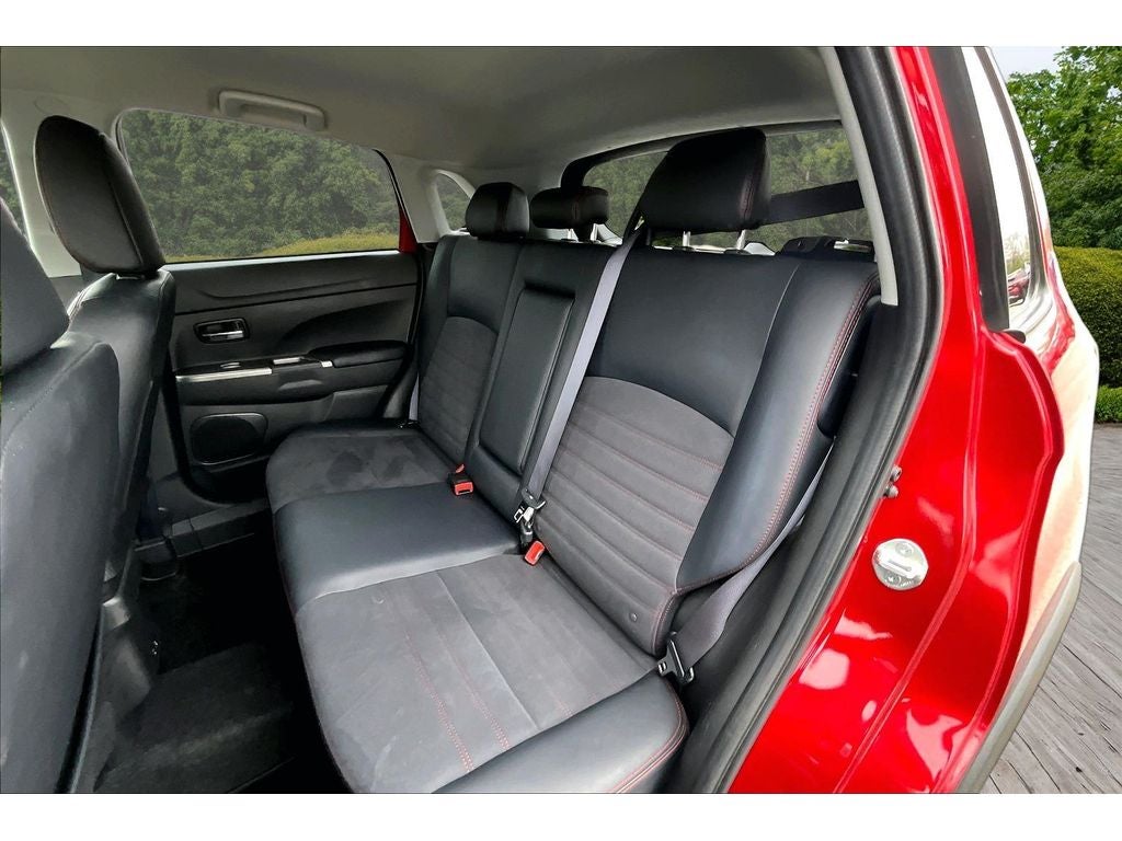 2025 Mitsubishi Outlander Sport Base