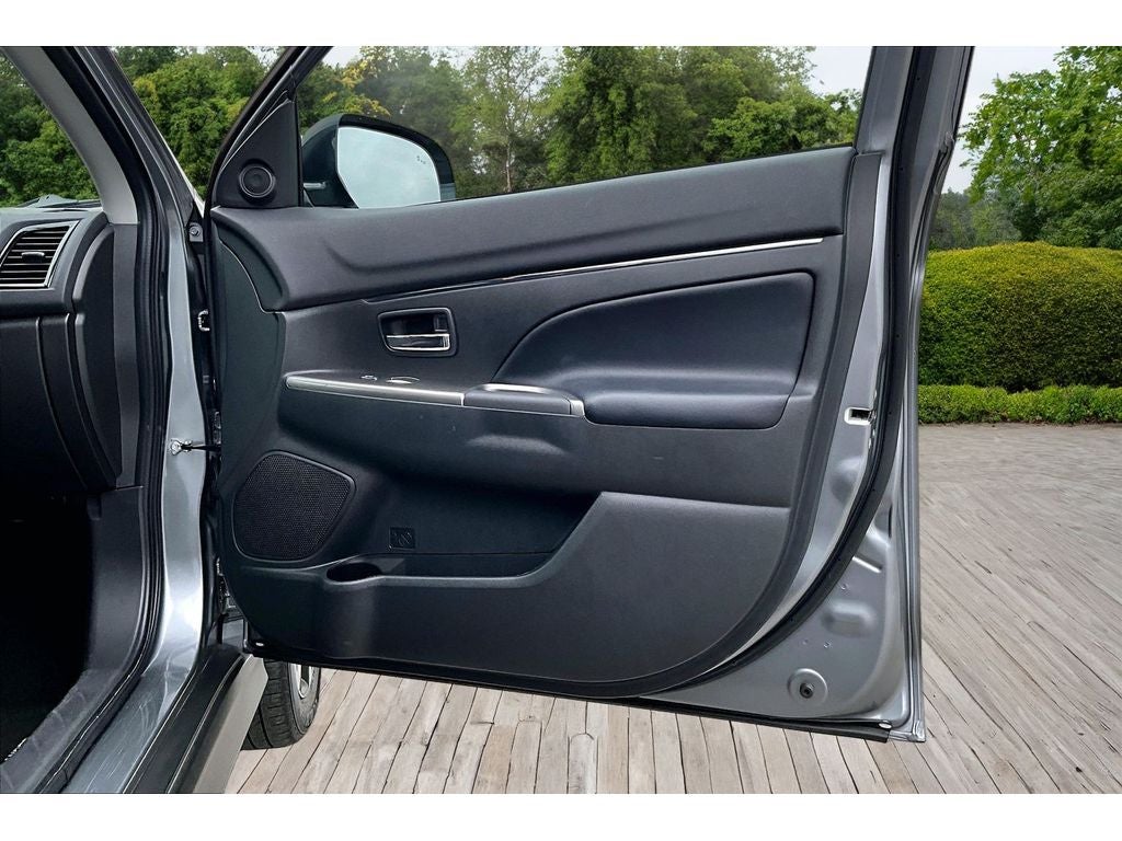 2025 Mitsubishi Outlander Sport Base