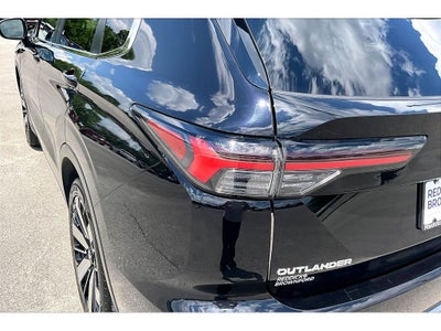 2025 Mitsubishi Outlander SE