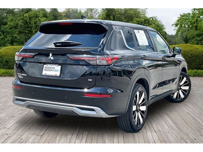 2025 Mitsubishi Outlander SE