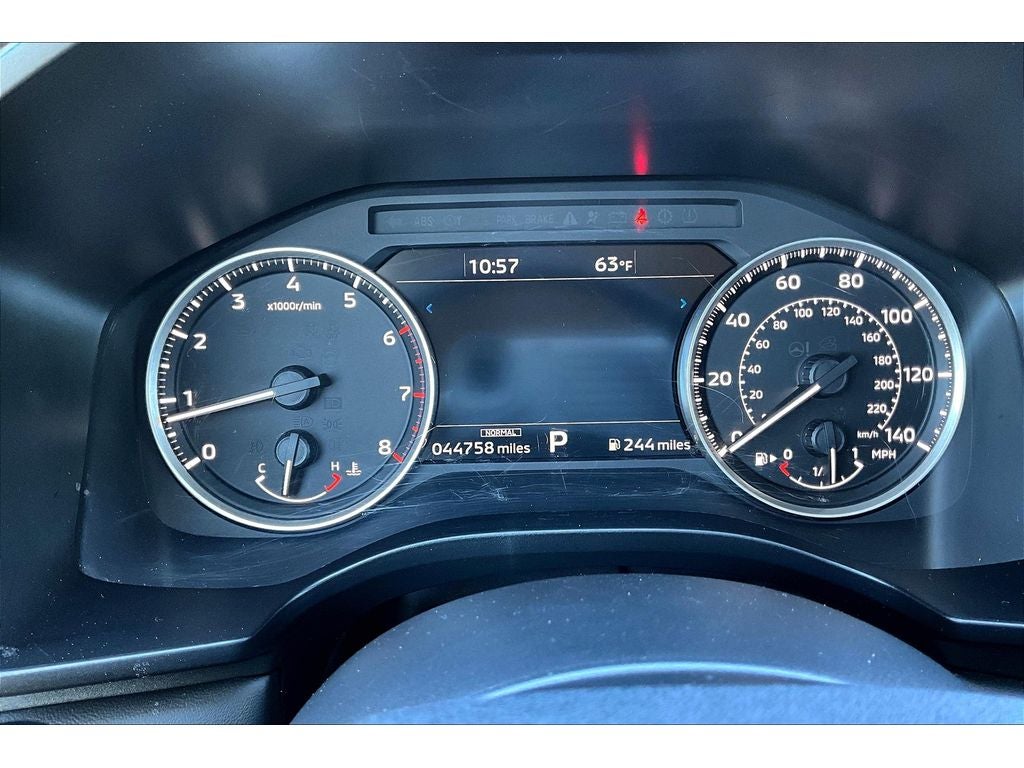 2024 Mitsubishi Outlander Base