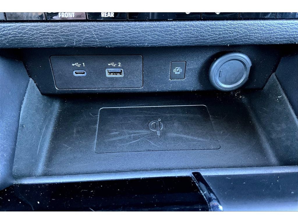 2024 Mitsubishi Outlander Base