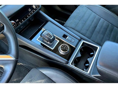 2024 Mitsubishi Outlander Base