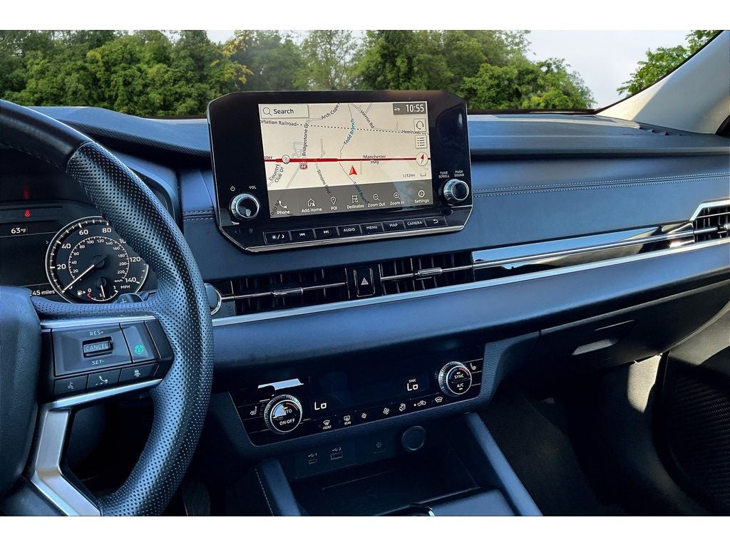 2024 Mitsubishi Outlander Base