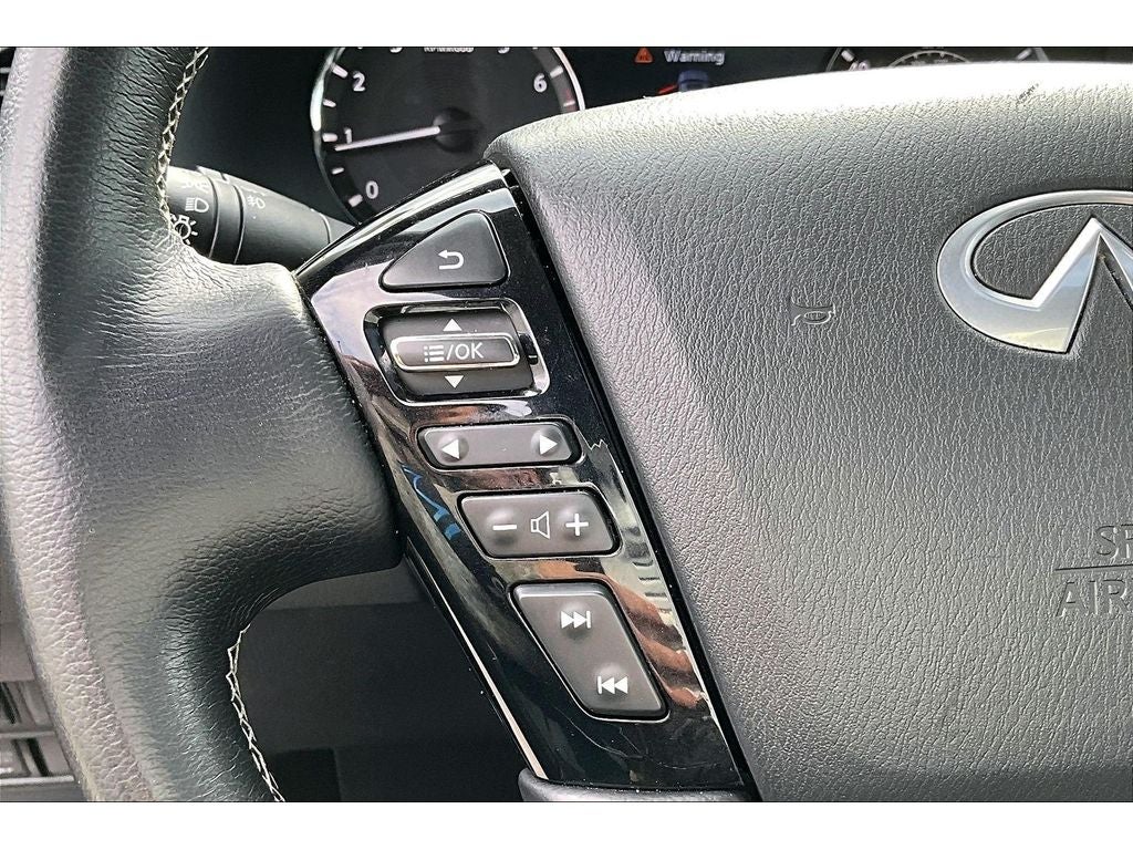 2024 INFINITI QX80 LUXE