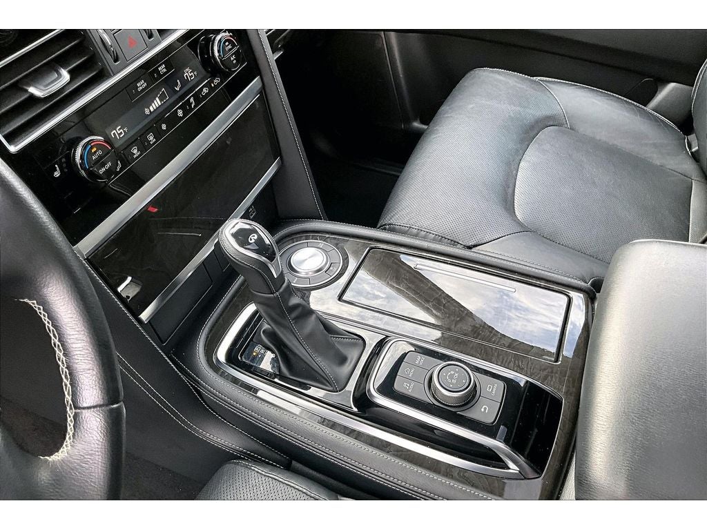 2024 INFINITI QX80 LUXE