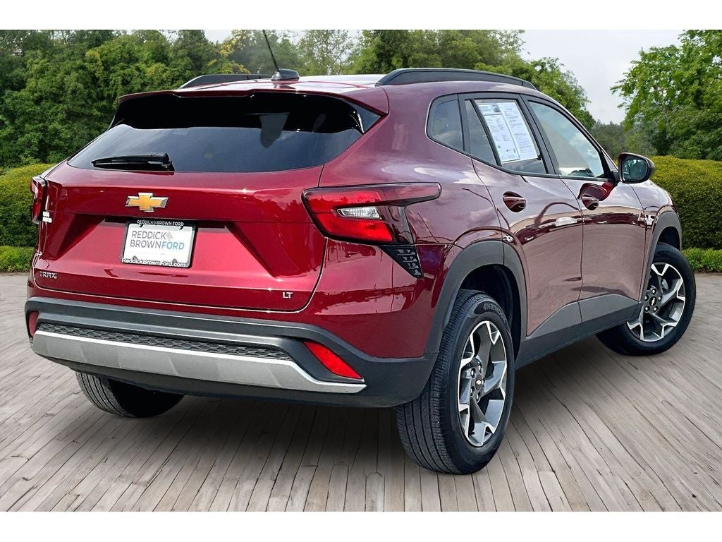 2025 Chevrolet Trax LT