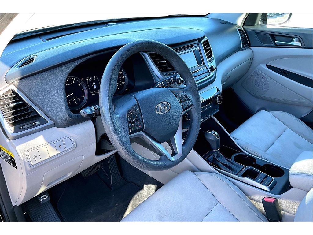 2016 Hyundai Tucson SE