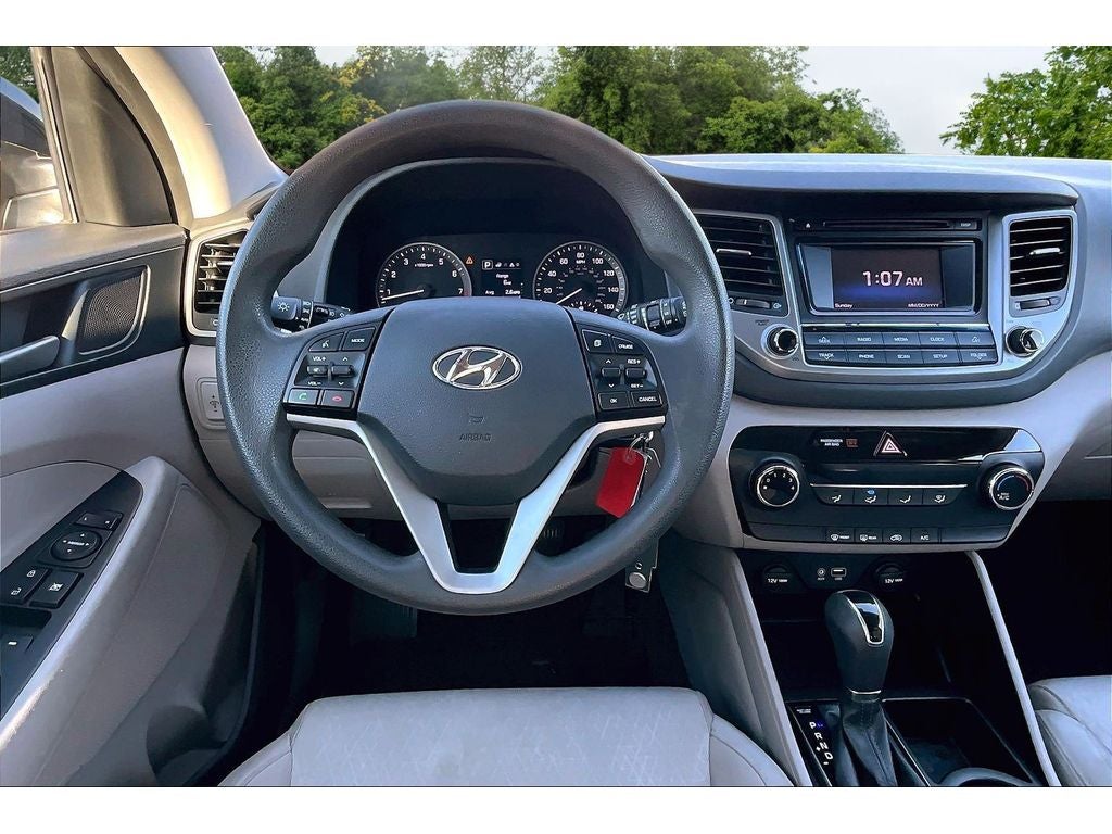 2016 Hyundai Tucson SE