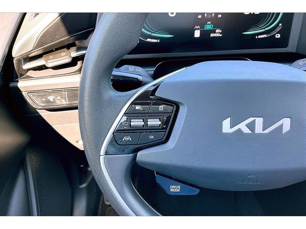 2025 Kia Niro LX