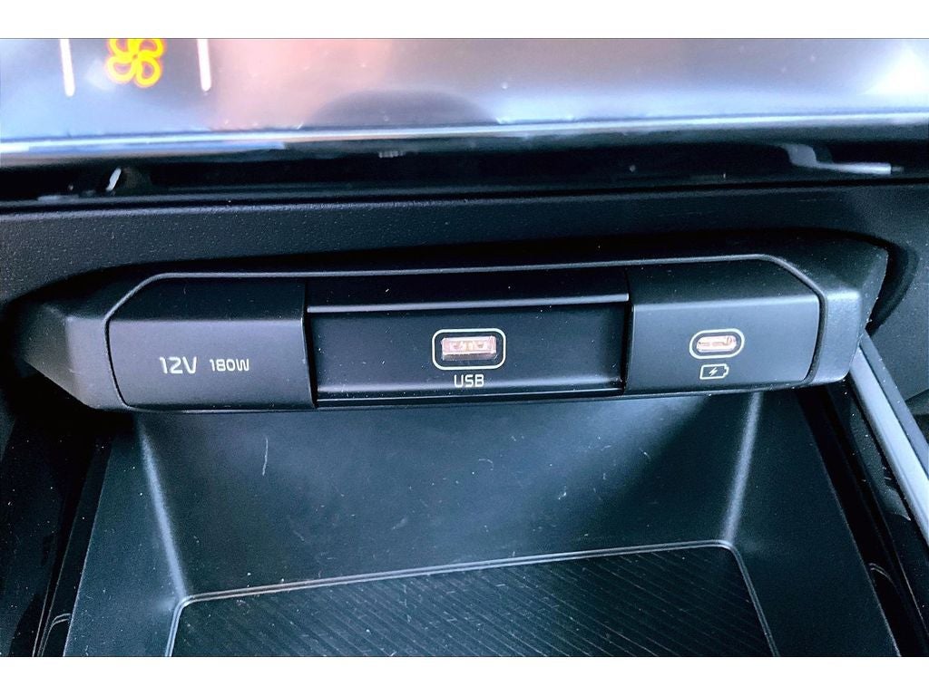 2025 Kia Niro LX