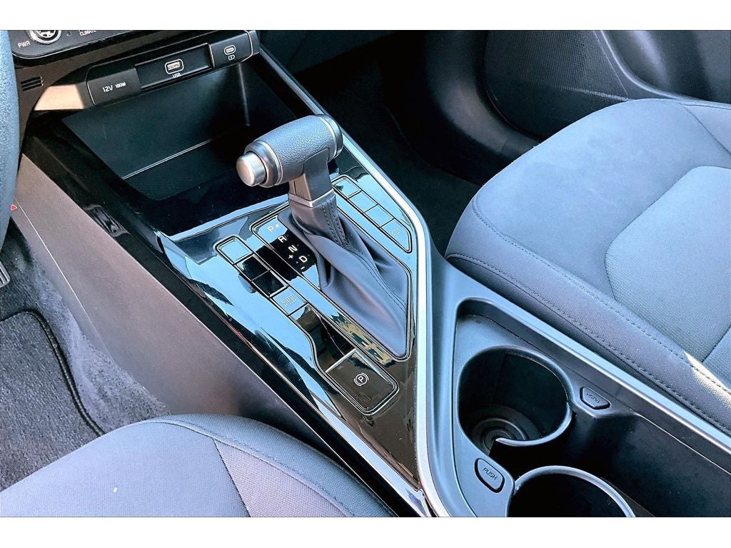 2025 Kia Niro LX