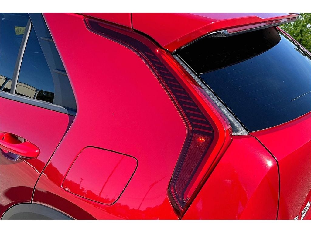 2025 Kia Niro LX