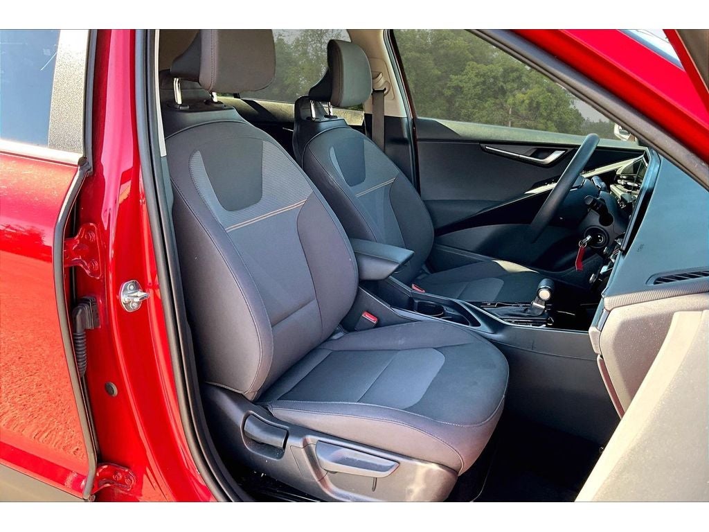 2025 Kia Niro LX