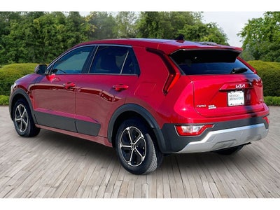 2025 Kia Niro LX