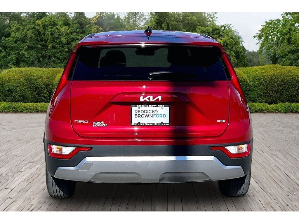 2025 Kia Niro LX