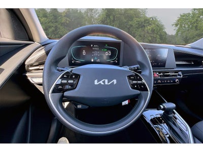 2025 Kia Niro LX