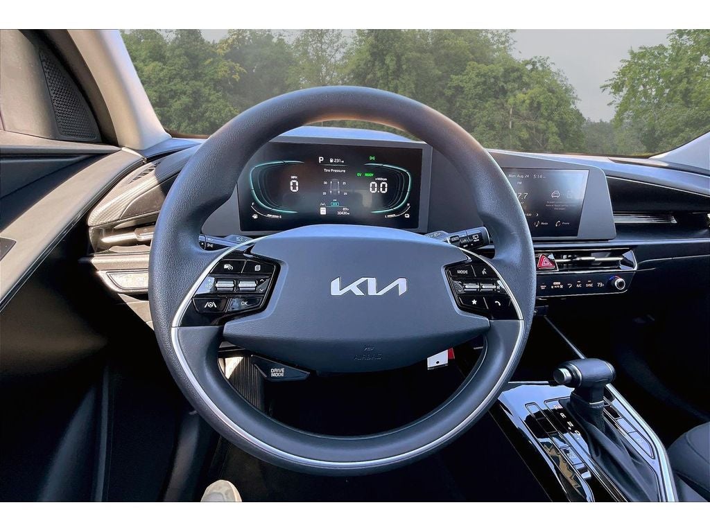2025 Kia Niro LX