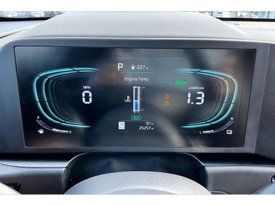 2025 Kia Niro LX