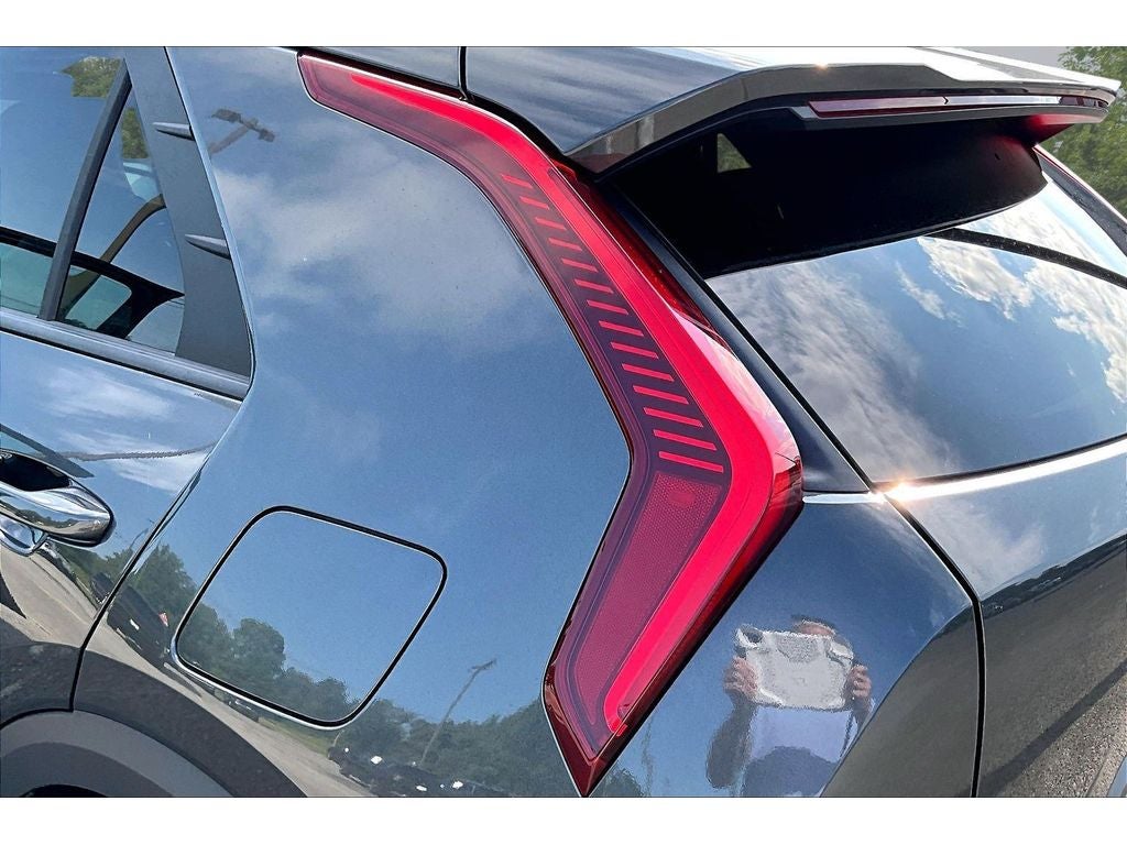 2025 Kia Niro LX