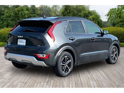 2025 Kia Niro LX