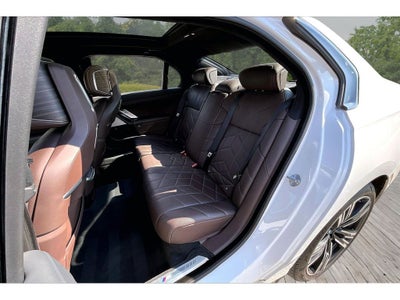 2023 BMW 7 series 760i xDrive