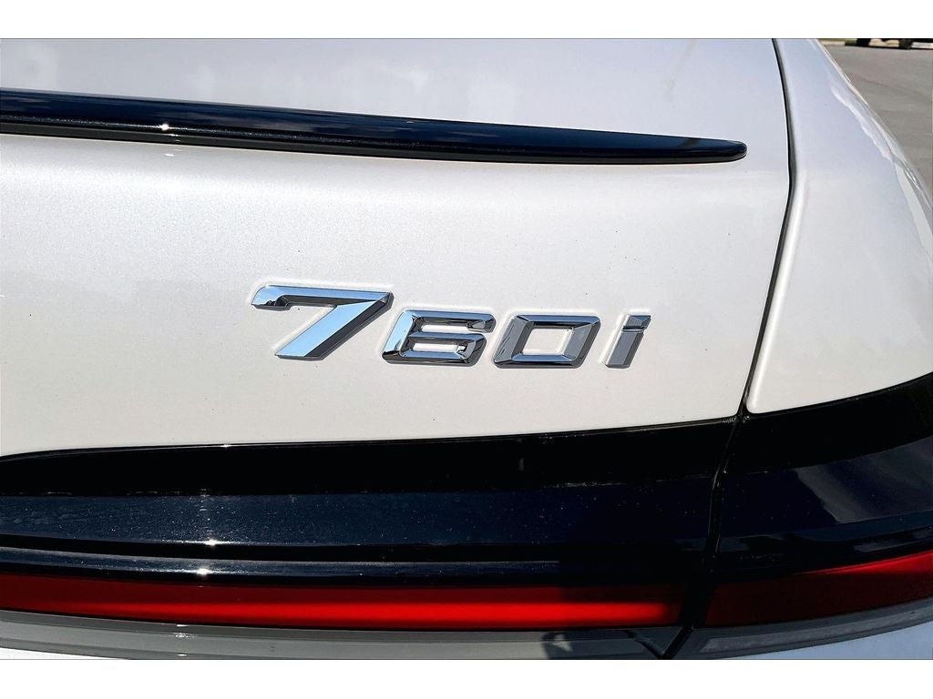 2023 BMW 7 series 760i xDrive