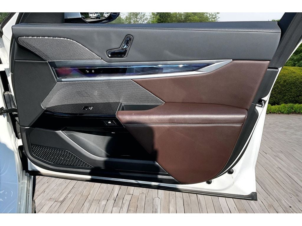 2023 BMW 7 series 760i xDrive